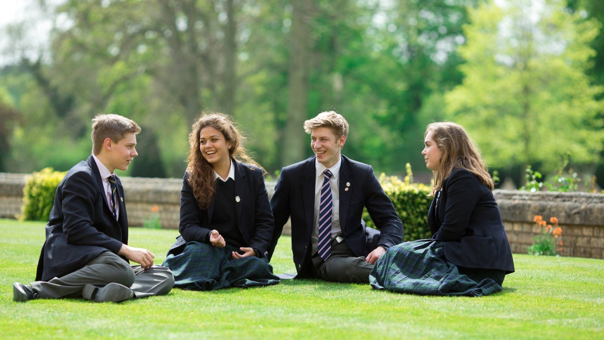 Unsere Partnerinternate in England: Hier Schüler der Culford School