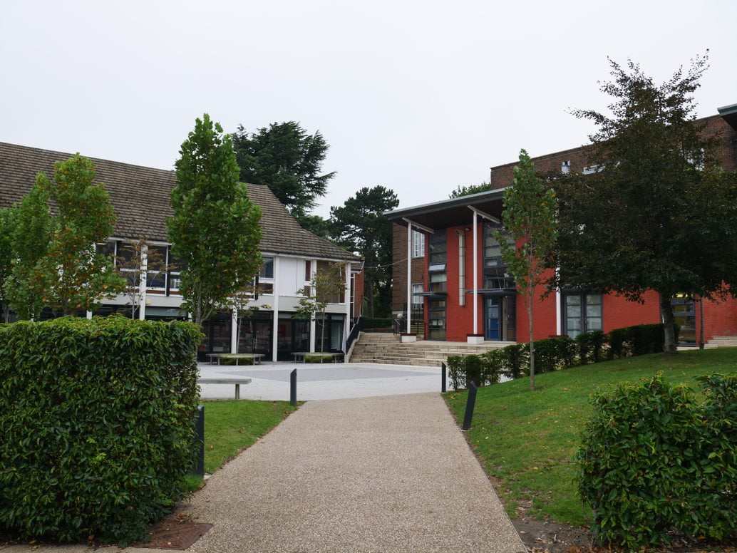 Mill Hill School