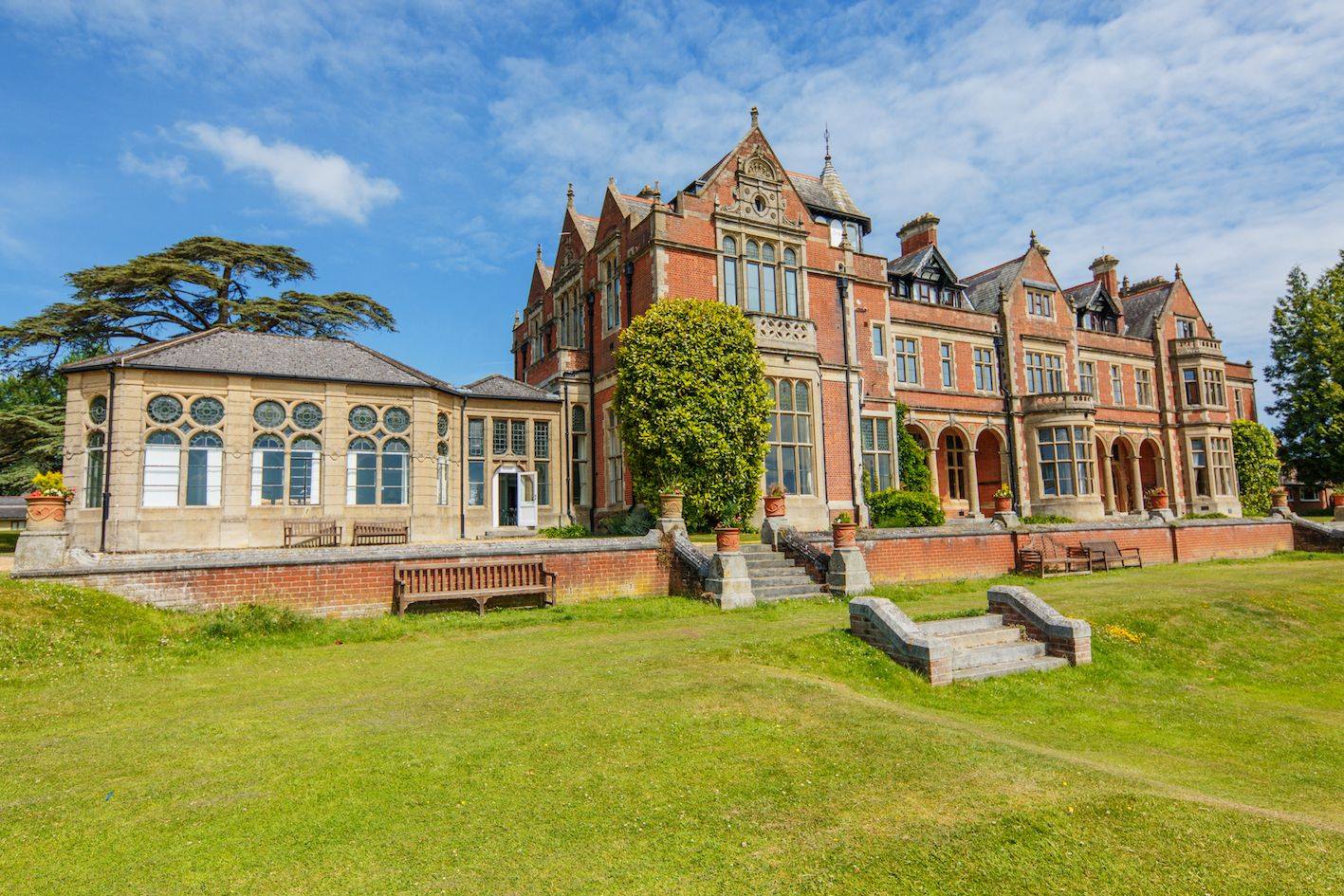 Frensham Heights School